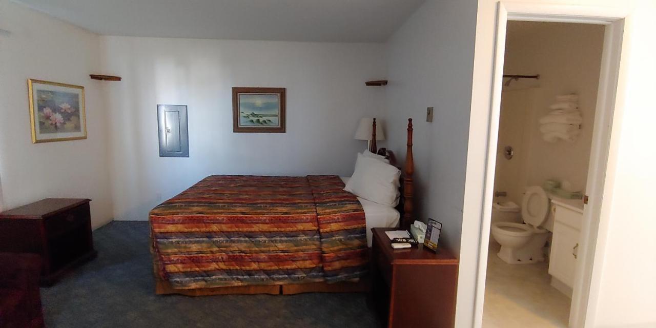 Sunrise Beach Motel Mackinaw City Exteriér fotografie